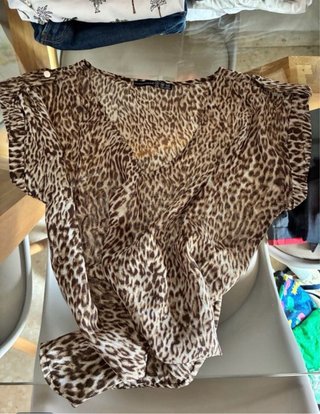 Lote de 40 prendas de ropa variada