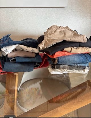 Lote de 40 prendas de ropa variada