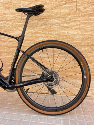Bicicleta GIANT REVOLT ADVANCED PRO 1 GRAVEL