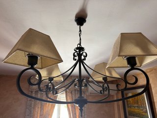Lámparas de forja con pantallas de tela