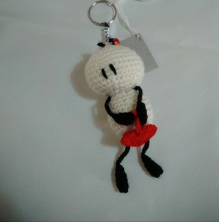 Porta-chaves boneco crochet coração
