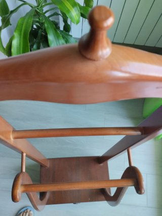 Burro para ropa clásico de madera