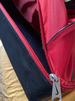 Bolso Deportivo Nike Rojo con Compartimento