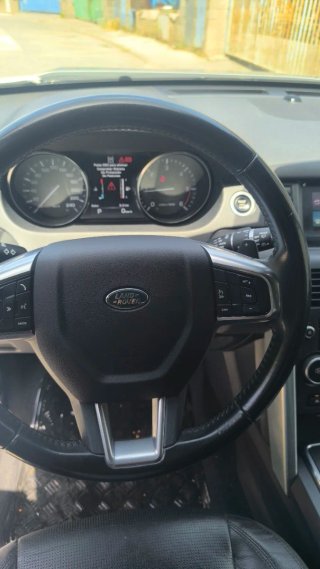 Land Rover Discovery Sport 2015