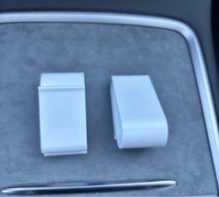 2 porta occhiali bianchi per auto
