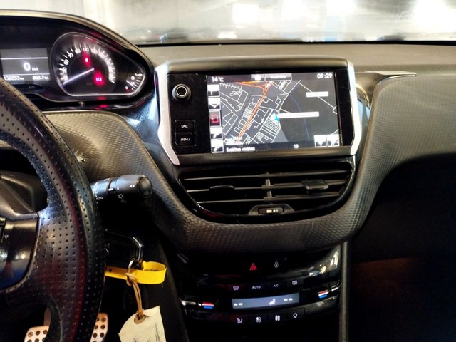 Peugeot 208 2015 gt line