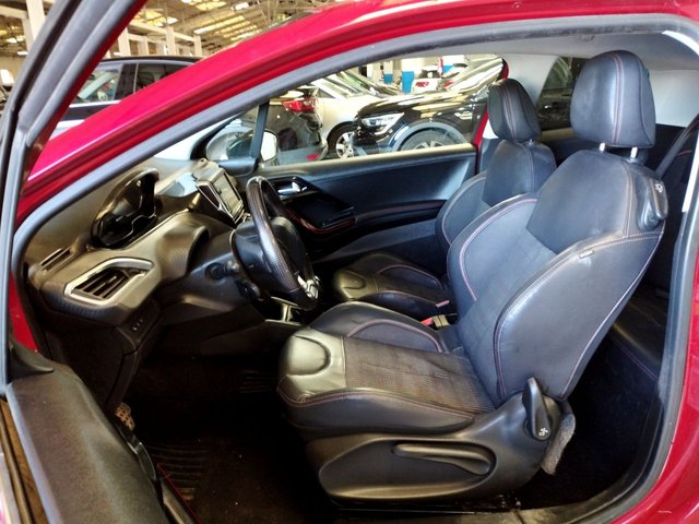 Peugeot 208 2015 gt line