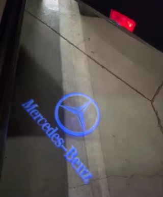 Luz de puerta Mercedes 60x38x39mm
