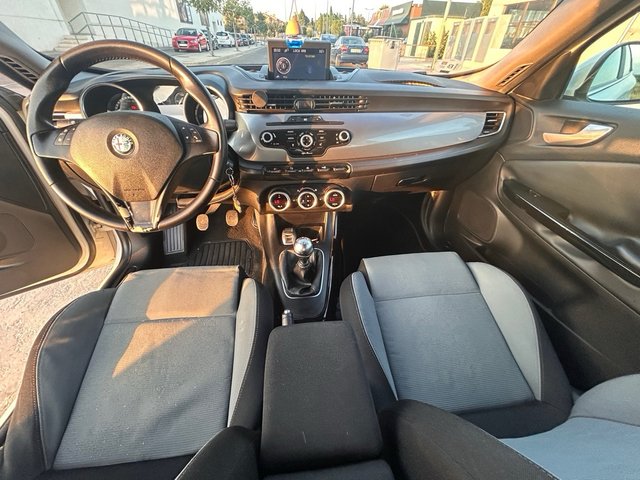 Alfa Romeo Giulietta 2010