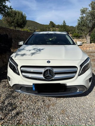 Mercedes-Benz GLA 2015