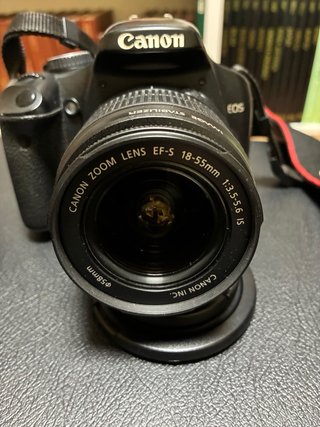 Canon EOS 450D + Lente 18-55 IS