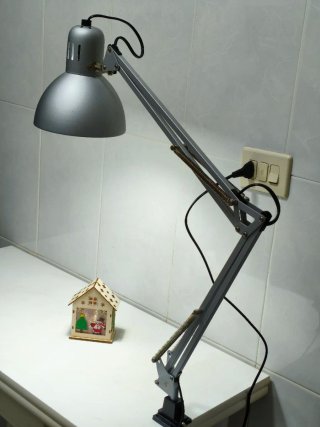 Flexo Pinza Metálico LED