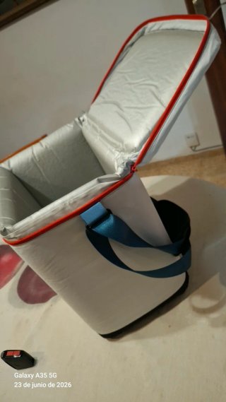Nevera Portátil Quechua 16L