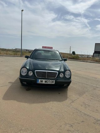 Mercedes-Benz Clase E 2000