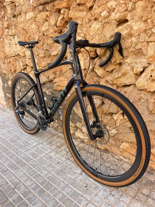 Bicicleta Gravel Giant Revolt Advanced Pro 1 M