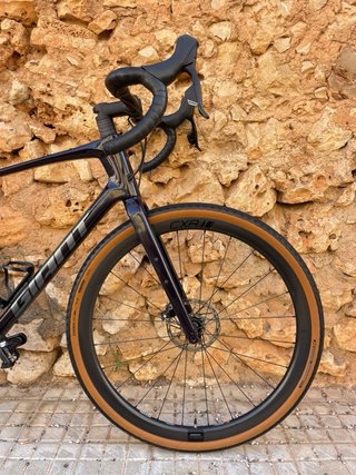 Bicicleta Gravel Giant Revolt Advanced Pro 1 M