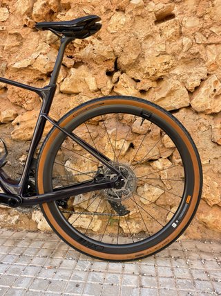 Bicicleta Gravel Giant Revolt Advanced Pro 1 M
