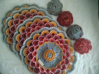 Conjunto 4 Sousplats Crochê Flor Rosa