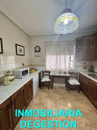 Casa en venta en La Zarzuela-San José-Belén en Linares