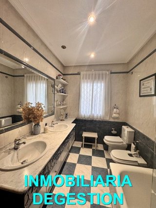 Casa en venta en La Zarzuela-San José-Belén en Linares