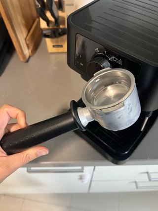 Cafetera DeLonghi Stilosa Negra