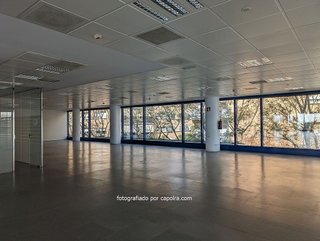Oficina en venta en Bufalà en Badalona