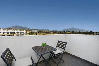Ático en venta en Paraíso - Atalaya- Benamara en Estepona