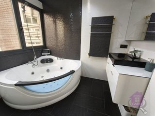 Piso en venta en Miracruz - Bidebieta en San Sebastián-Donostia