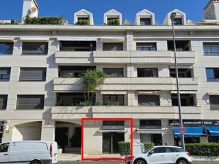 Local comercial en alquiler en Bami - Tabladilla - La Estrella en Sevilla