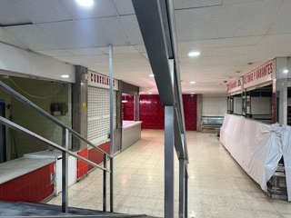 Local comercial en alquiler en Ensanche - Diputación en Alicante