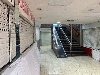 Local comercial en alquiler en Ensanche - Diputación en Alicante