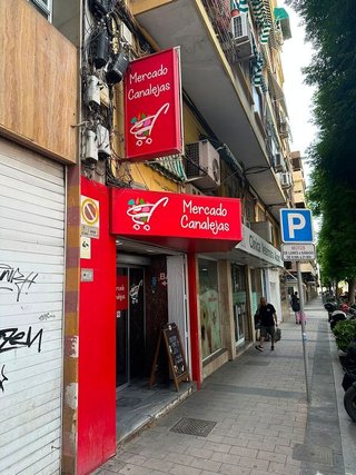 Local comercial en alquiler en Ensanche - Diputación en Alicante