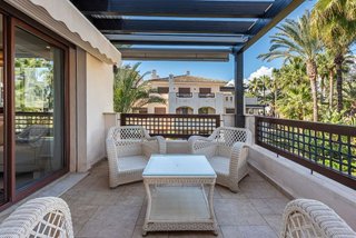 Piso en venta en Nueva Andalucía centro en Marbella
