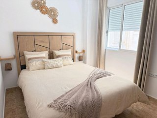 Piso en venta en  El Acequión - Los Naúfragos en Torrevieja
