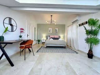 Casa adosada en alquiler en Nueva Andalucía centro en Marbella