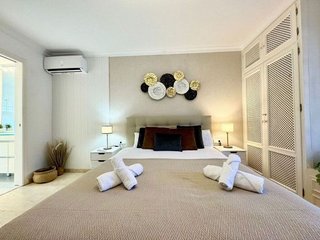 Casa adosada en alquiler en Nueva Andalucía centro en Marbella