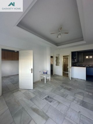 Local comercial en venta en Puerto Banús en Marbella