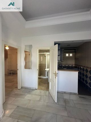 Local comercial en venta en Puerto Banús en Marbella