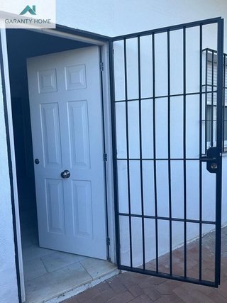 Local comercial en venta en Puerto Banús en Marbella