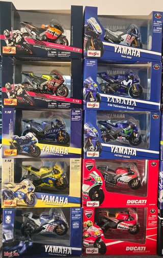 Colección Completa MotoGP Maisto 1:18