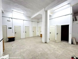 Local comercial en venta en Benicalap en Valencia