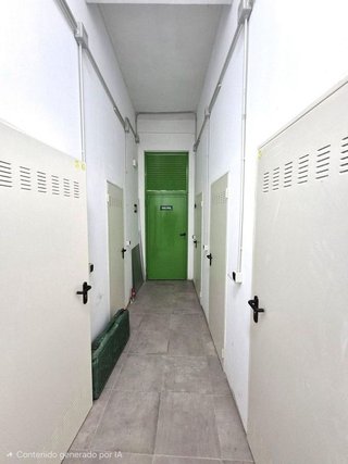 Local comercial en venta en Benicalap en Valencia