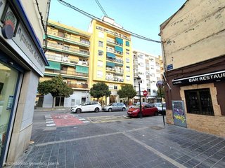 Local comercial en venta en Benicalap en Valencia