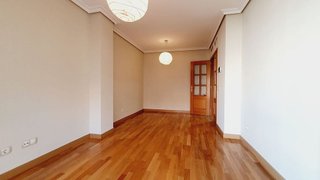 Piso en alquiler en Legazpi en Madrid