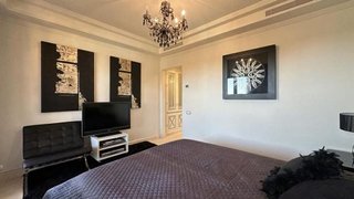 Piso en alquiler en El Padrón - El Velerín - Voladilla en Estepona