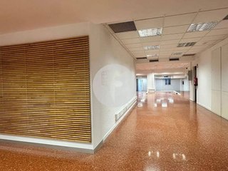 Oficina en alquiler en La Dreta de l'Eixample en Barcelona