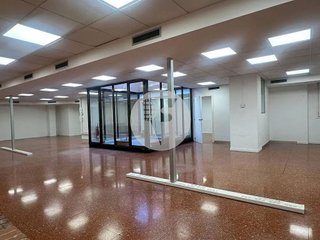 Oficina en alquiler en La Dreta de l'Eixample en Barcelona