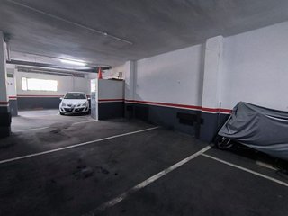 Garaje en venta en Artigas - Llefià en Badalona