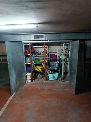 Garaje en venta en Collblanc en Hospitalet de Llobregat, L´