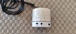 Altavoz Bluetooth Blanco y Naranja